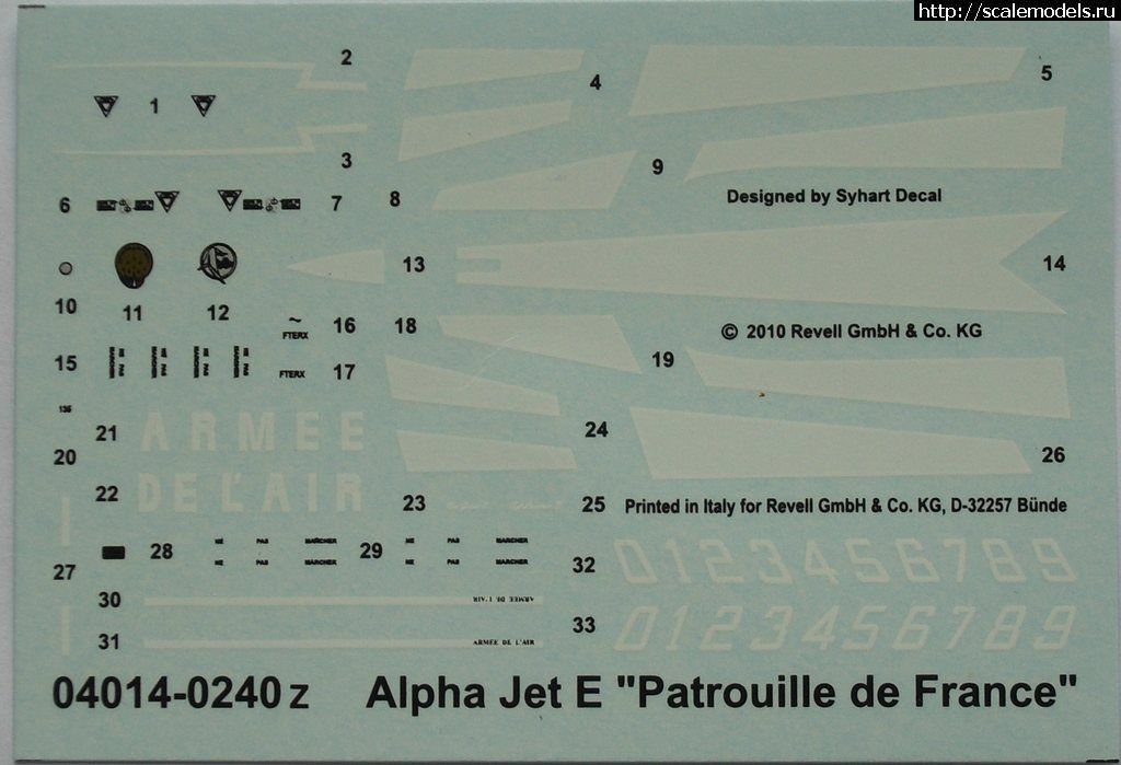 1275417970_cimg9716.jpg : Обзор Revell 1/144 Alpha Jet - Patrouille de France Закрыть окно