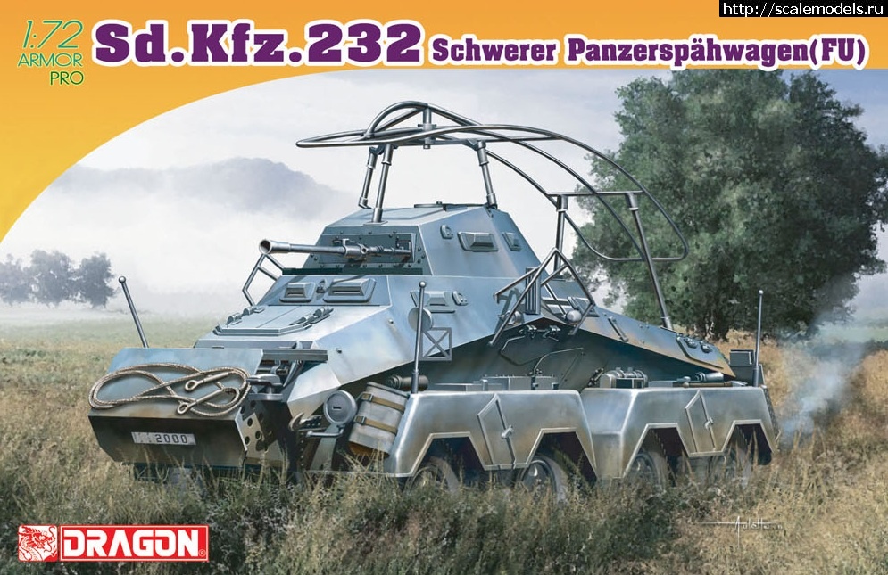 1324302275_3443.jpg :  Dragon: 1/72 Sd.Kfz.232 Schwerer Panzerspähwagen (FU)   