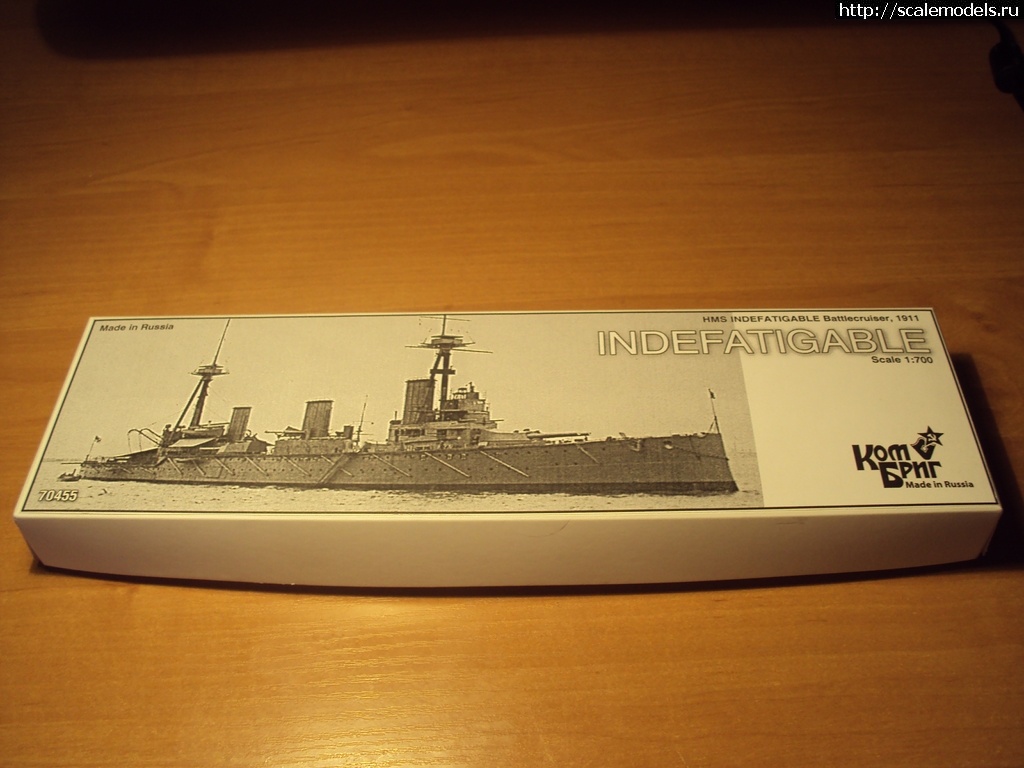 1330765585_00-1.jpg : HMS "Indefatigable" 1/700.-.  