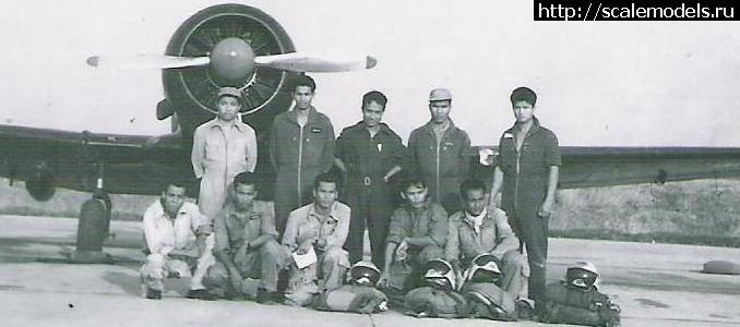 1345276876_PilotesChasses.jpg : #731642/ AT-6G Texan Royal Lao Air Force 1/72 Academy  