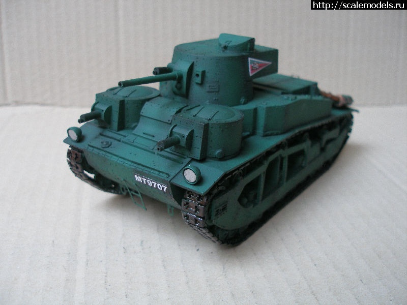 1351834941_102.jpg :  CZ Kolinec: 1/35 Vickers Medium Mk.III E1 (British pre-war 16tons tank)  