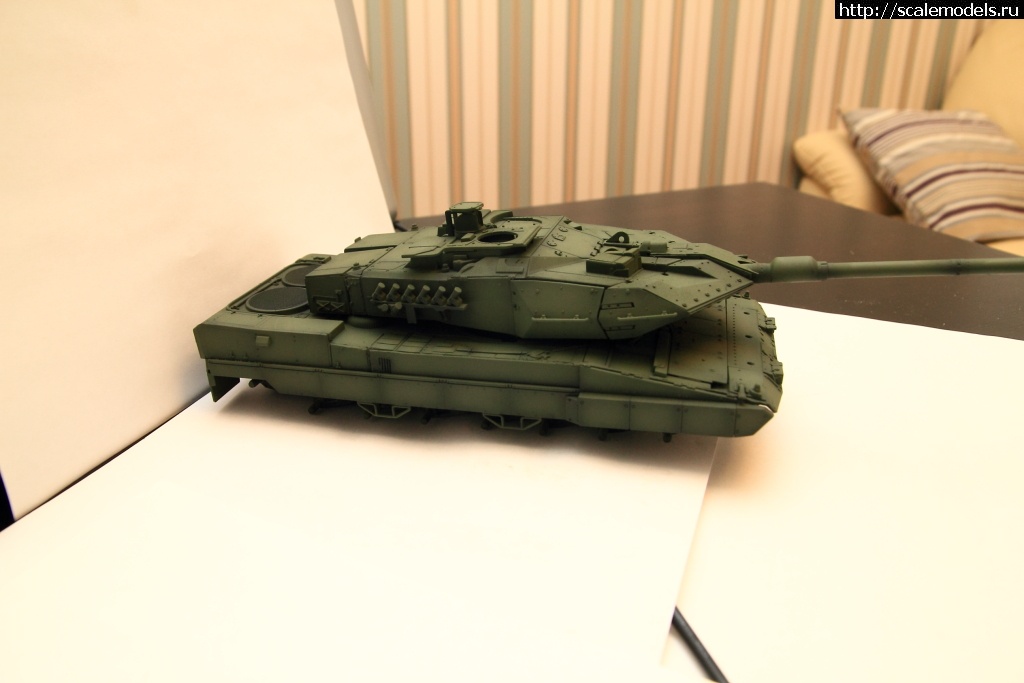 1362510568_leo0513.jpg : #829432/ 1/35 Leopard 2E Spanish  HobbyBoss-.  