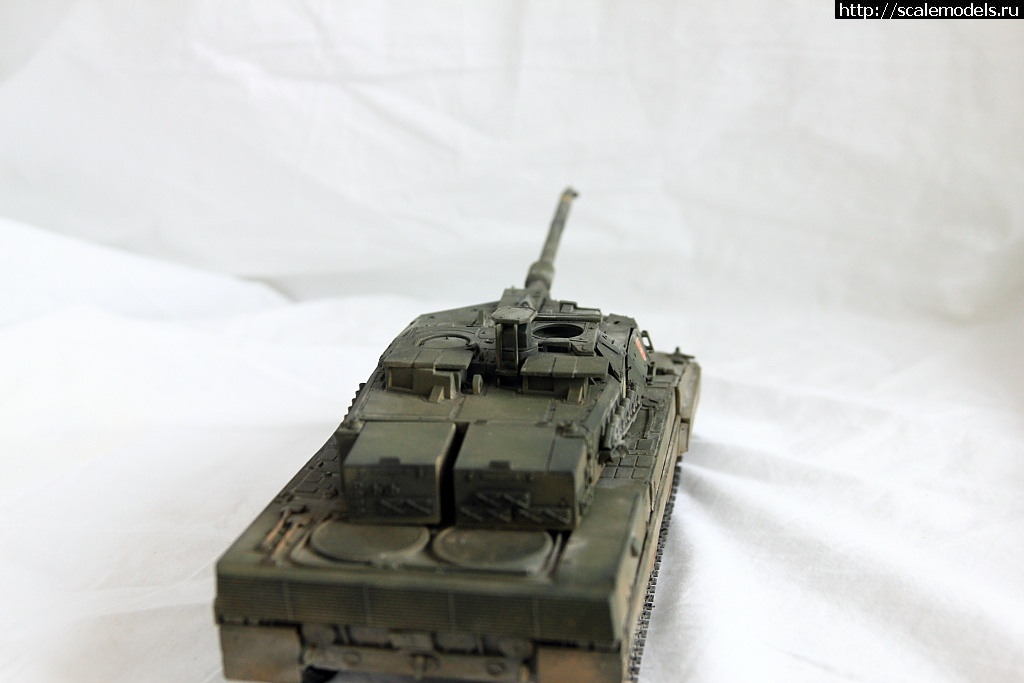 1365252699_fin15.jpg : #846278/ 1/35 Leopard 2E Spanish  HobbyBoss-.  