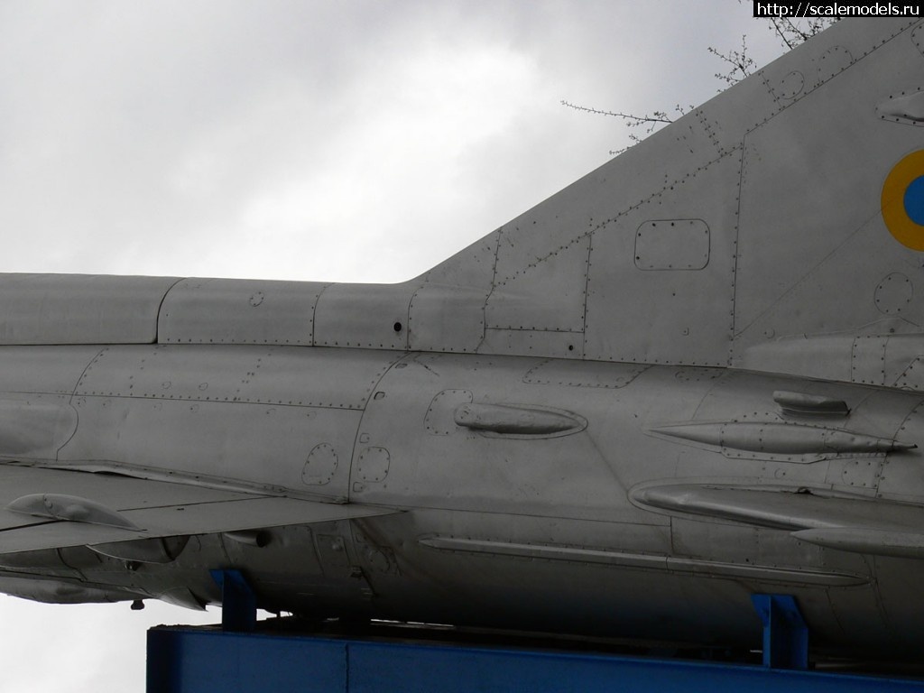 1367349944_MiG-21R-Kiev-49.jpg : Walkaround -21,   