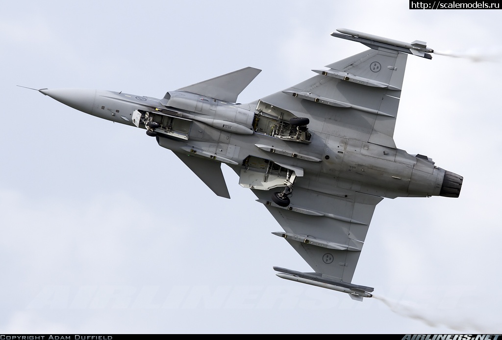 1371817282_2143421.jpg : #879214/   Kitty Hawk: Saab JAS 39 Gripen(#5594) -   