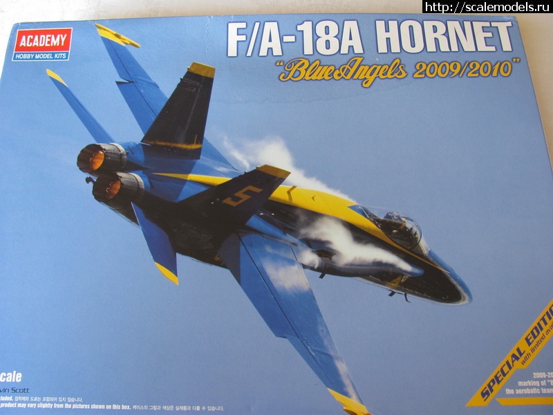 Blue Angels F/A-18 - 1/72 Academy  