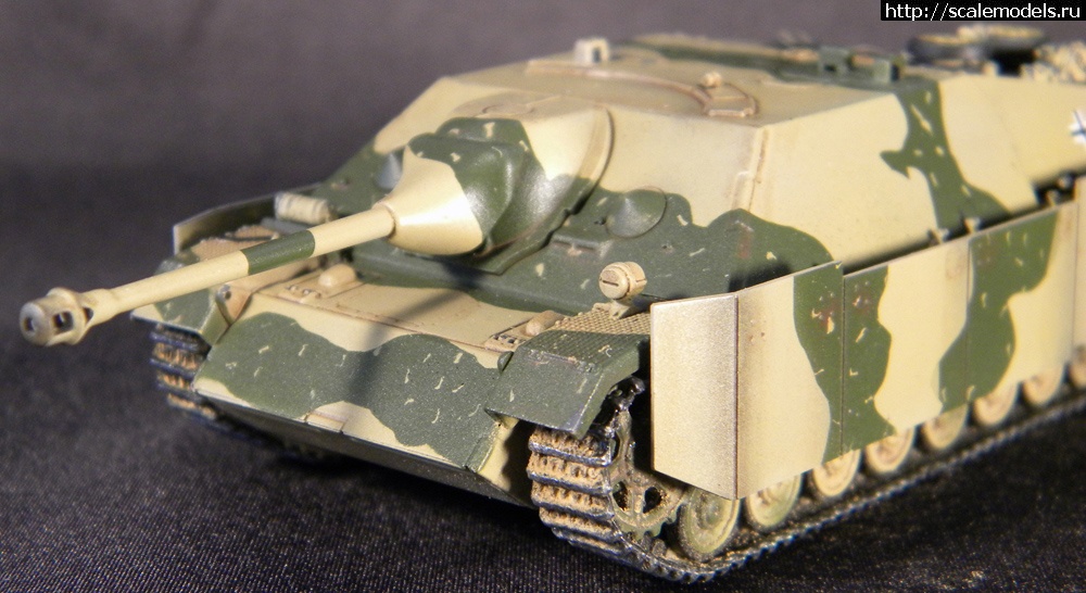 1379619066_Jagdpanzer-IV-018.jpg : - - . 1/72  