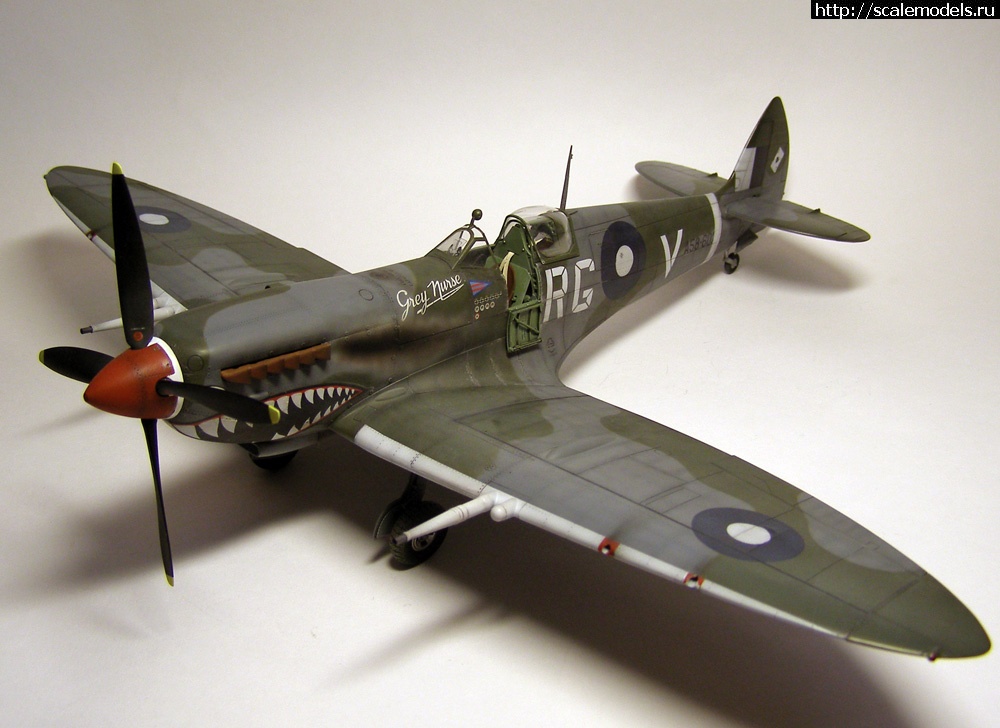 1383062743_38.jpg : #931723/ Spitfire Mk.VIII(Tamiya) -   -   