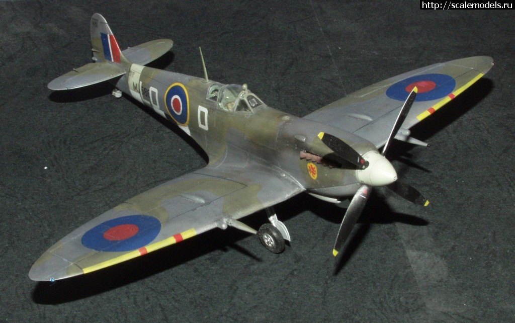 1384109288_Spit3.jpg : #936850/ Eduard 1/48 Spitfire Mk.IXc late - ...(#6036) -   